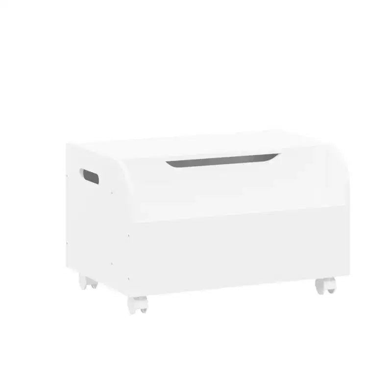Banc de rangement pour jouets en bois avec 4 roulettes pivotantes, doté d'une étagère avant, d'un couvercle à charnières et de charnières de sécurité. Idéal pour l'organisation de la salle de jeux.